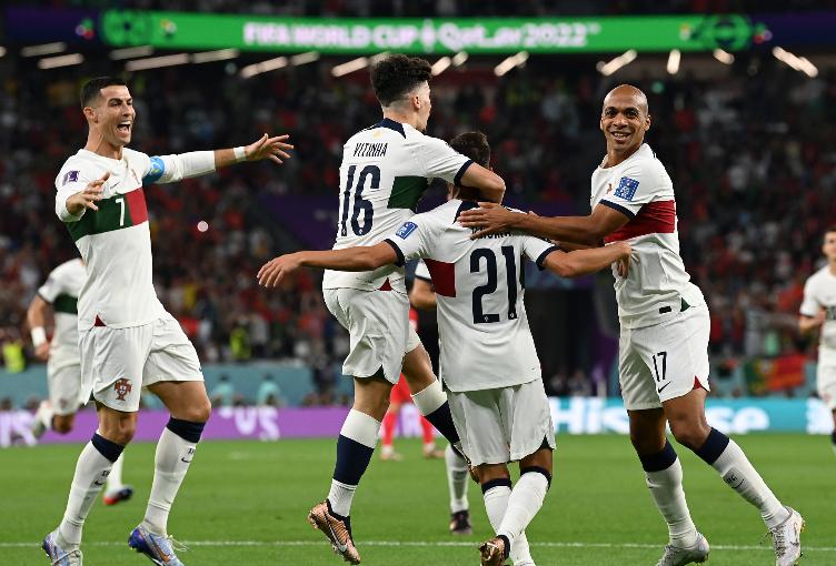 c罗重回葡萄牙国家队了吗,c罗不再当葡萄牙队长吗