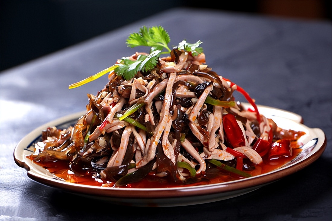 西安旅游攻略和美食,西安旅游的美食攻略