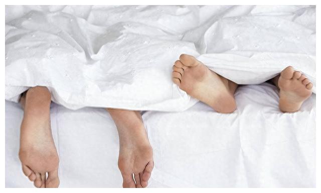 中国可燃冰首次发现,我国科考队登顶卓奥友峰感想