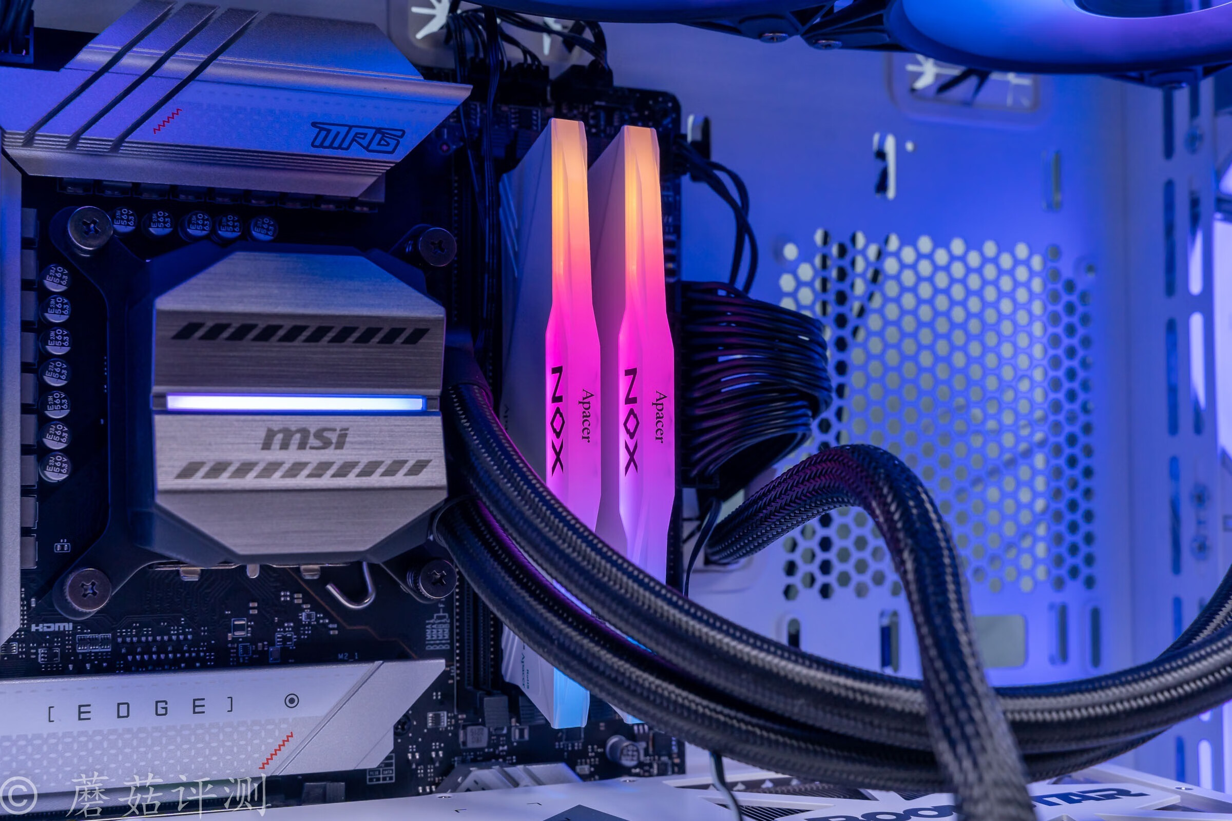 宇瞻ddr4240016g普条怎么样,宇瞻暗黑8gddr43600白色