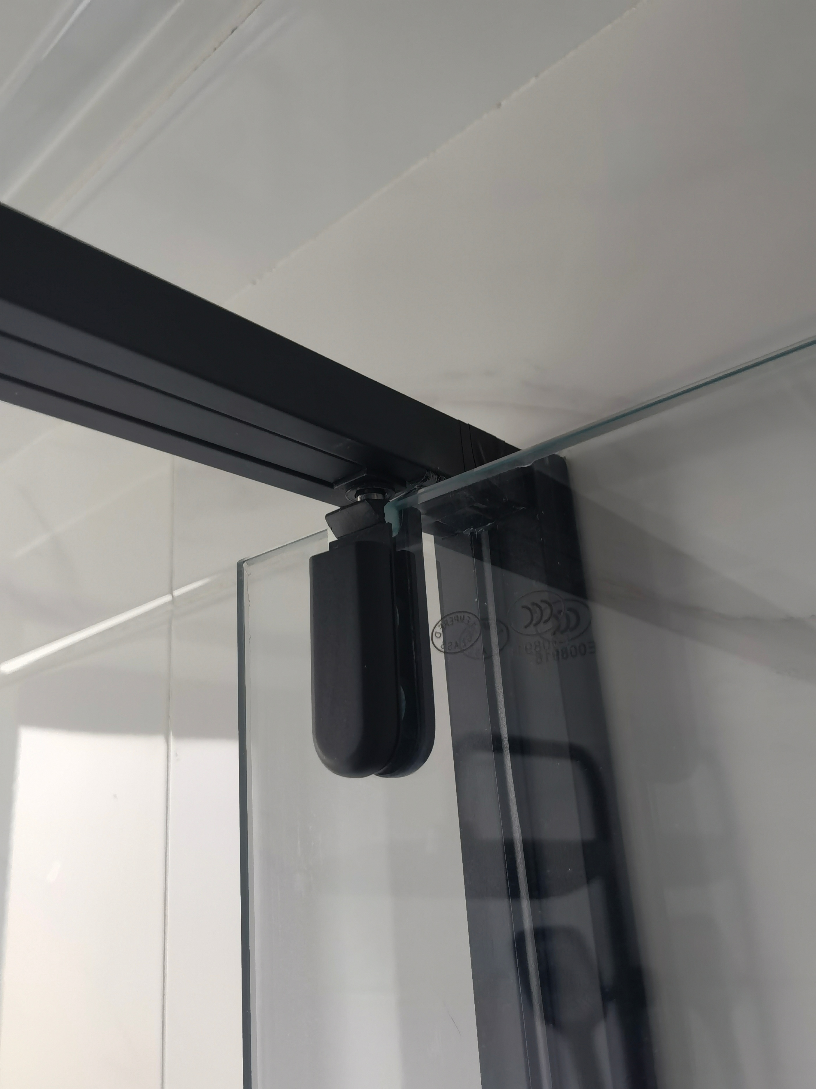 淋浴房设计施工,淋浴房设计中的注意事项包括