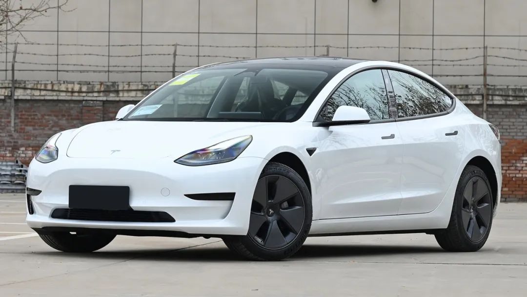 2016宝马x1新款价格,全新一代宝马x1灯光