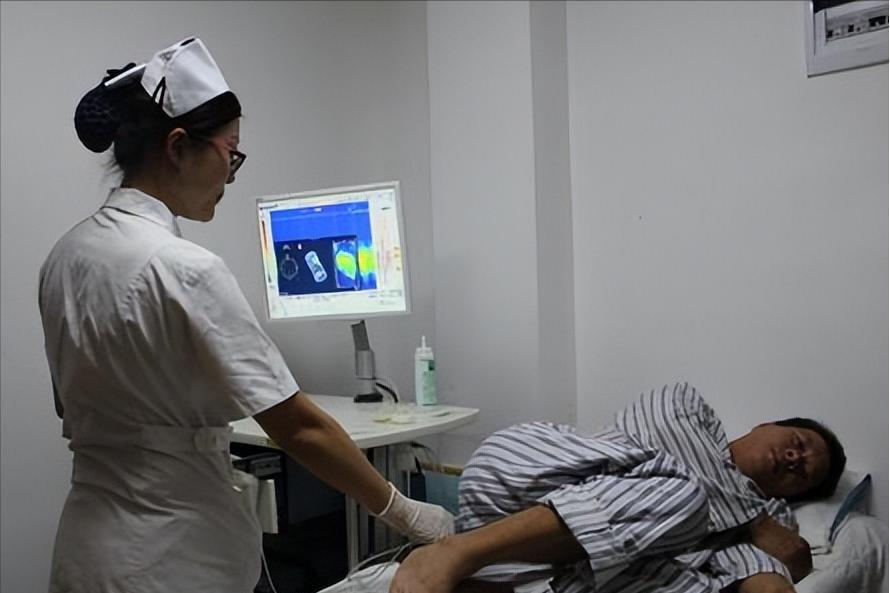 对于医治患者混合痔术后并发症，使用青枝方坐浴的治疗效果如何？