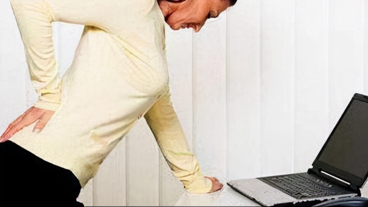 更年期颈肩背痛一般要持续多久,更年期肩部疼痛是正常的