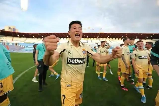 西班牙人武磊重回首发,西班牙武磊回国家队