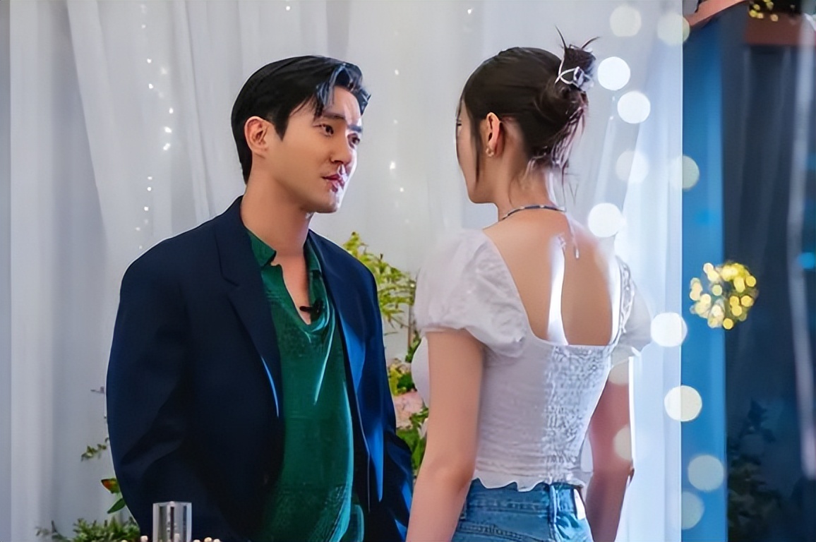 超模何穗崔始源,崔始源刘雯何穗