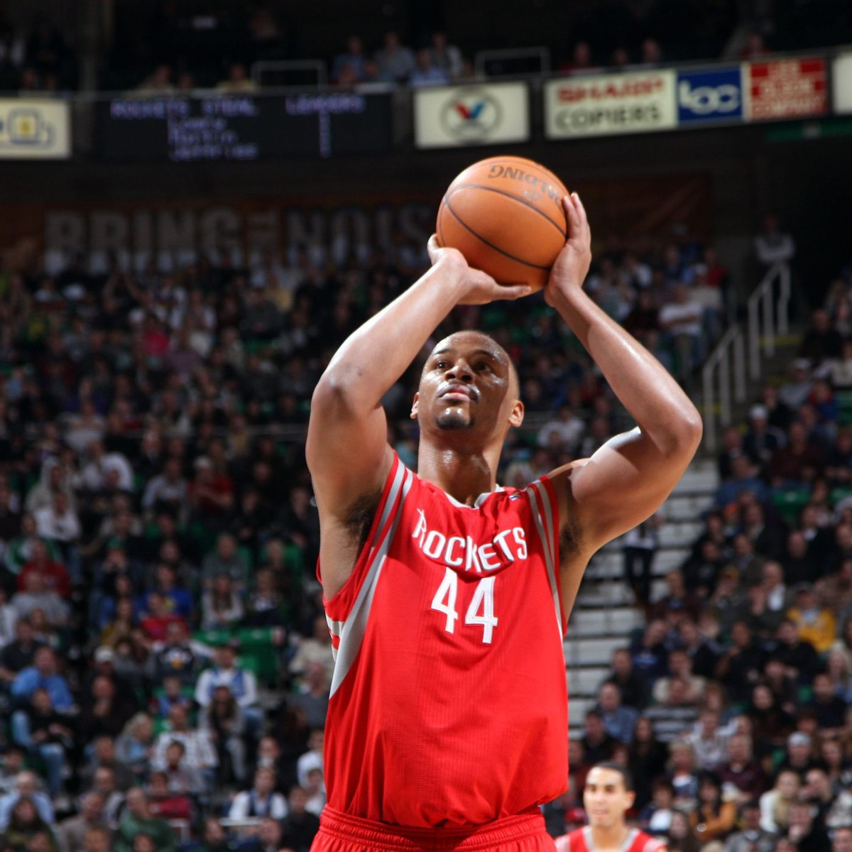 海耶斯身高多少火箭队,火箭海耶斯抢篮板