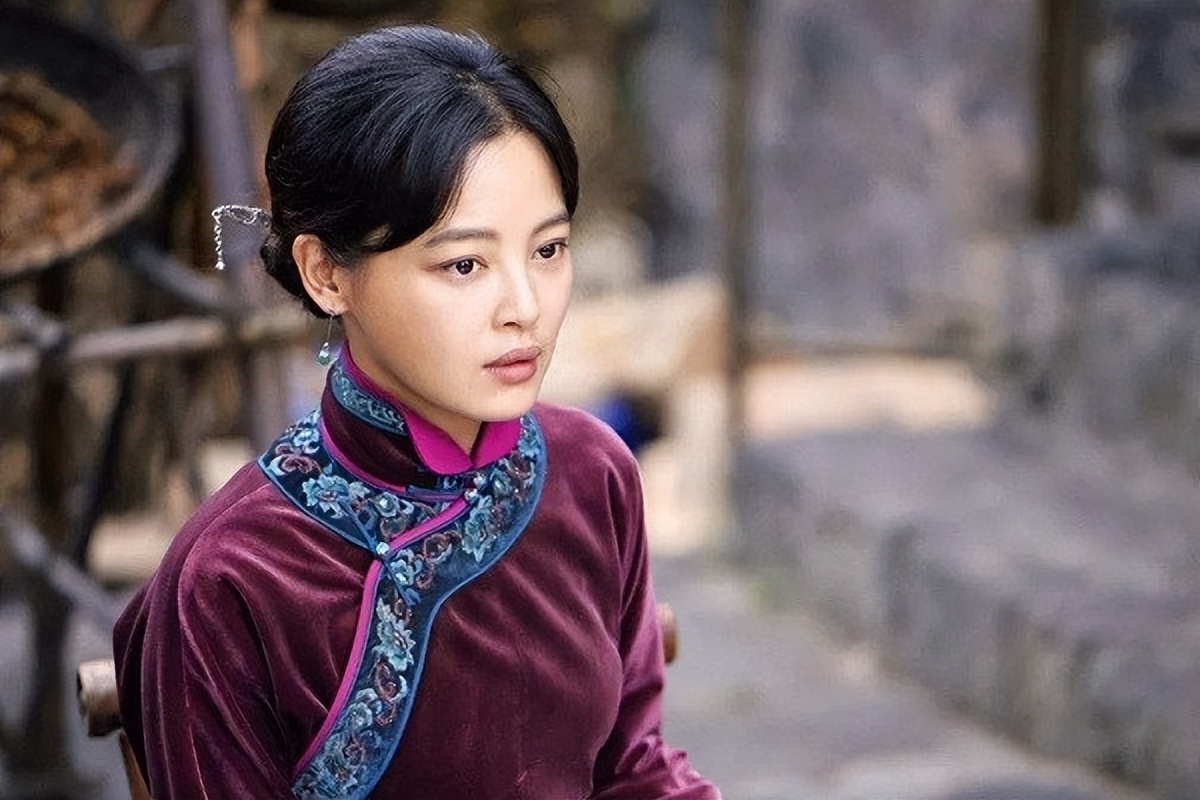 孤战黄景瑜辛芷蕾第一集,黄景瑜辛芷蕾孤战里演情侣吗