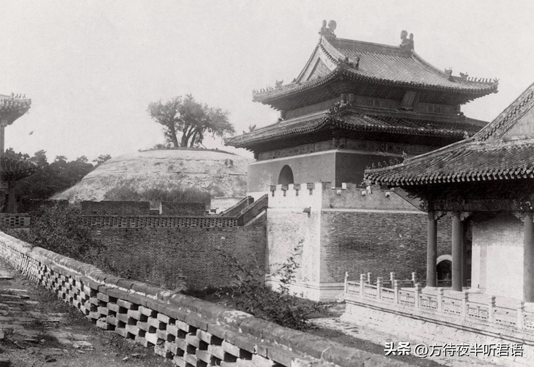 老照片90年代的故宫 (故宫老照片光影百年)