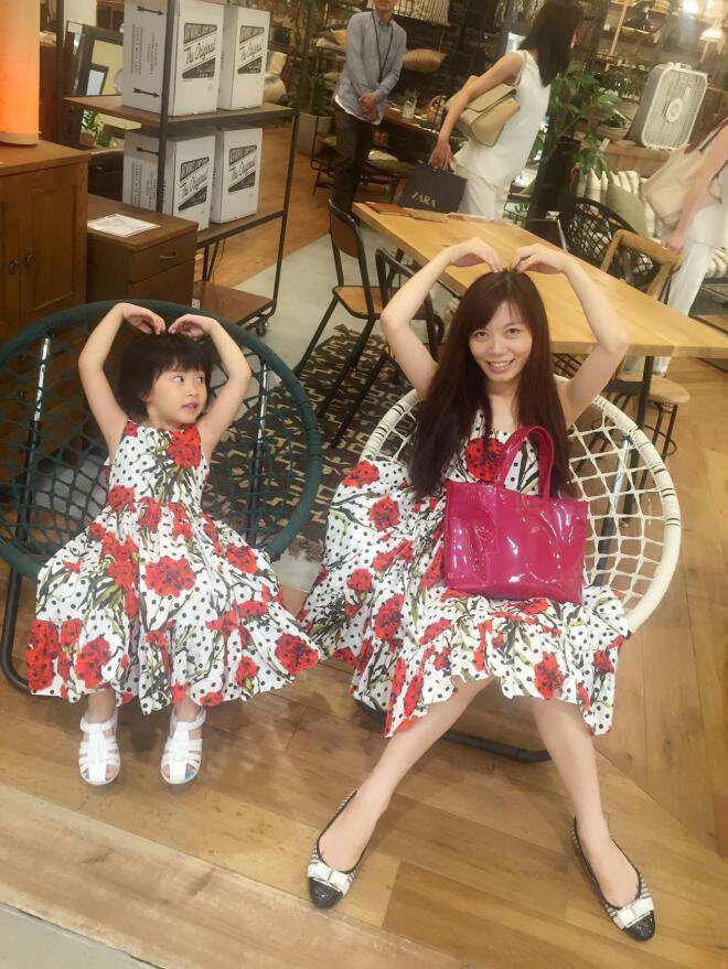 我，恋爱脑，32岁带10岁娃嫁日本老公，他帮我还百万负债，很贴心