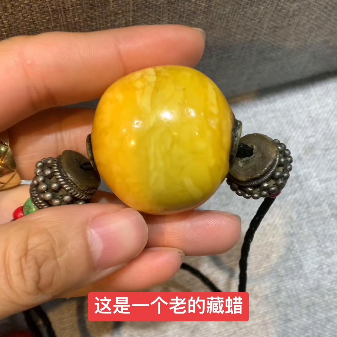 蜜蜡到底值不值得入手,蜜蜡的鉴别方法及价格