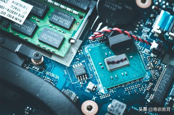 aws使用,使用aws运营网站一年的费用