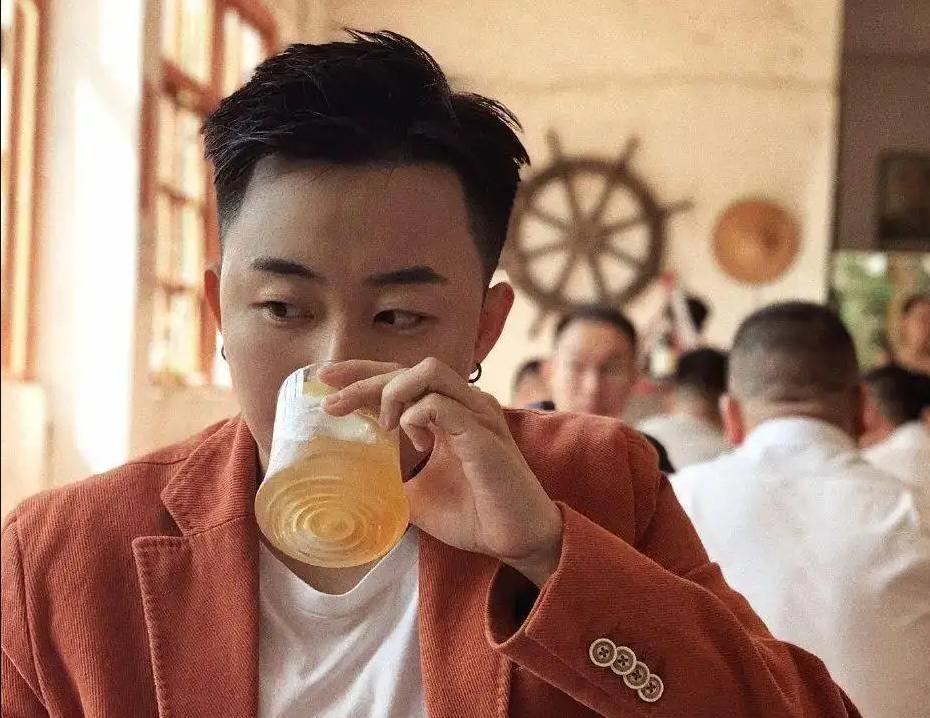 单身女ceo叶海洋生二胎,叶海洋买的精子是四国混血吗