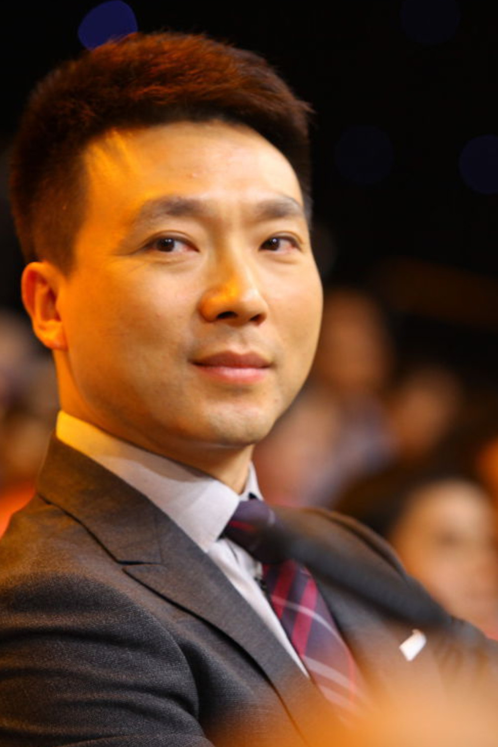 河北新闻联播主持人,河北新闻联播主持人傅敏