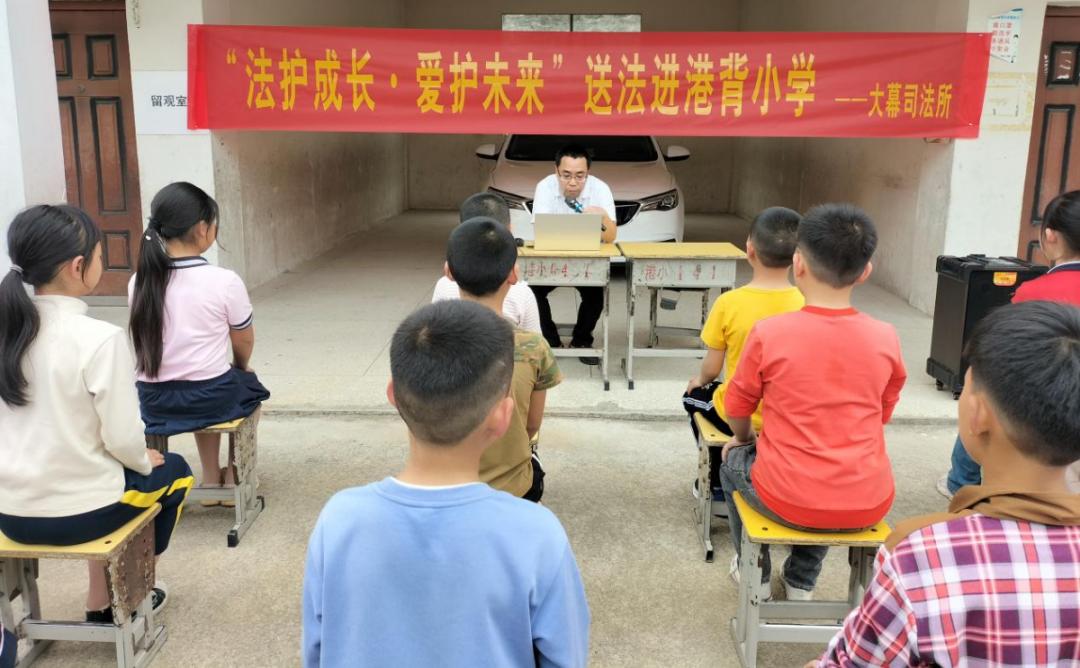 普法增强安全意识,青少年安全意识警示视频