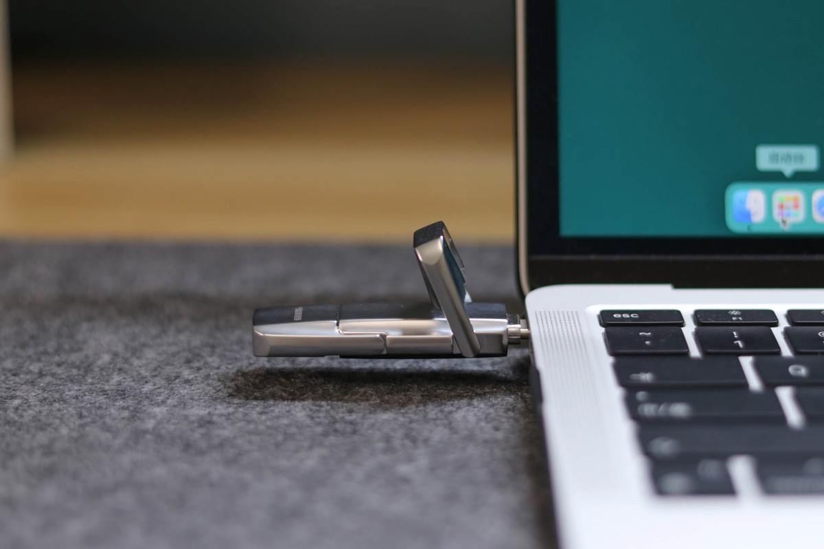 固态u盘和移动固态硬盘哪个好,u盘和移动固态硬盘选哪个比较好