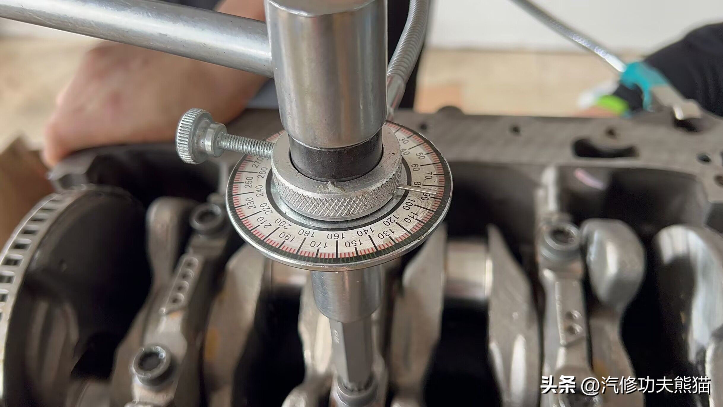 迈腾车主赔多少钱,迈腾车主事故感受