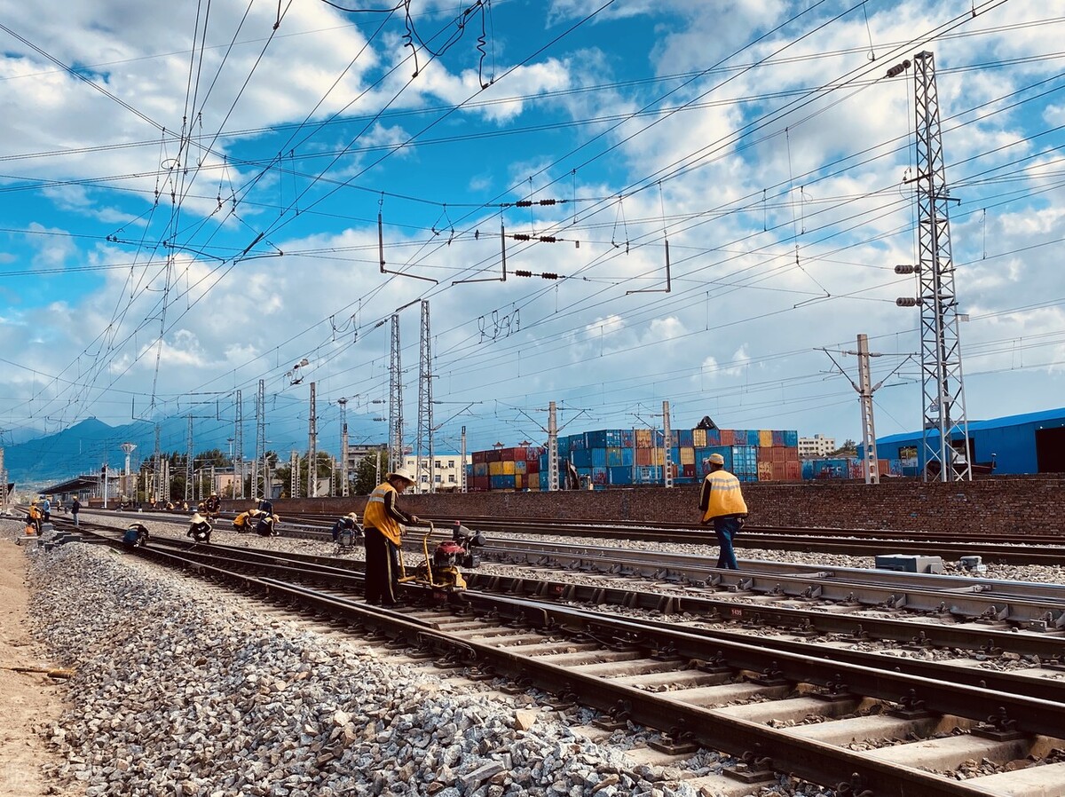 大专学历真的低吗,大专算低学历人群吗值得上吗