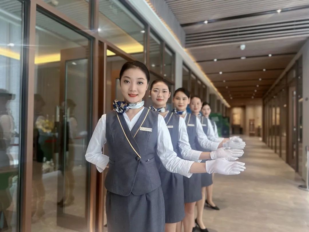 越秀服务,越秀服务创新