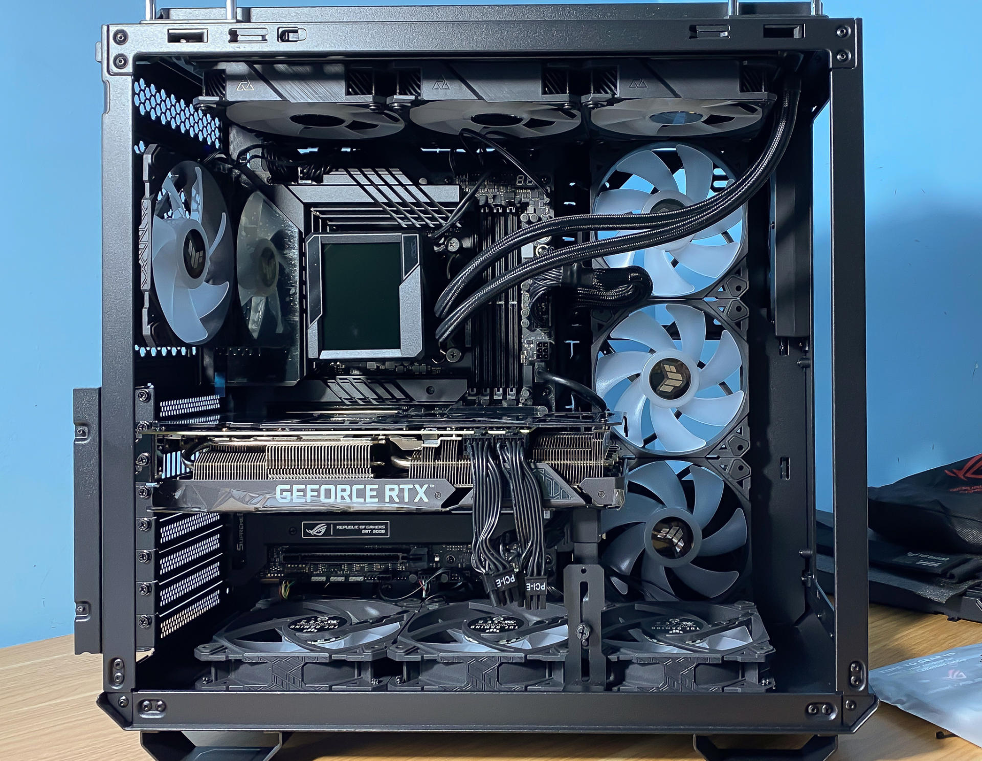 华硕tuf502机箱评测,tuf502弹药库风道布置教程