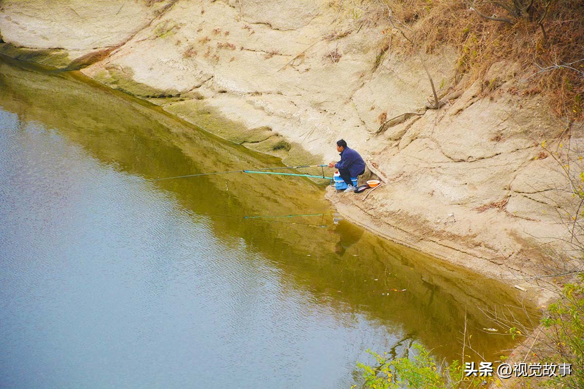 为什么近些年农村挖鱼塘养鱼的多,为什么水库养鱼比较多
