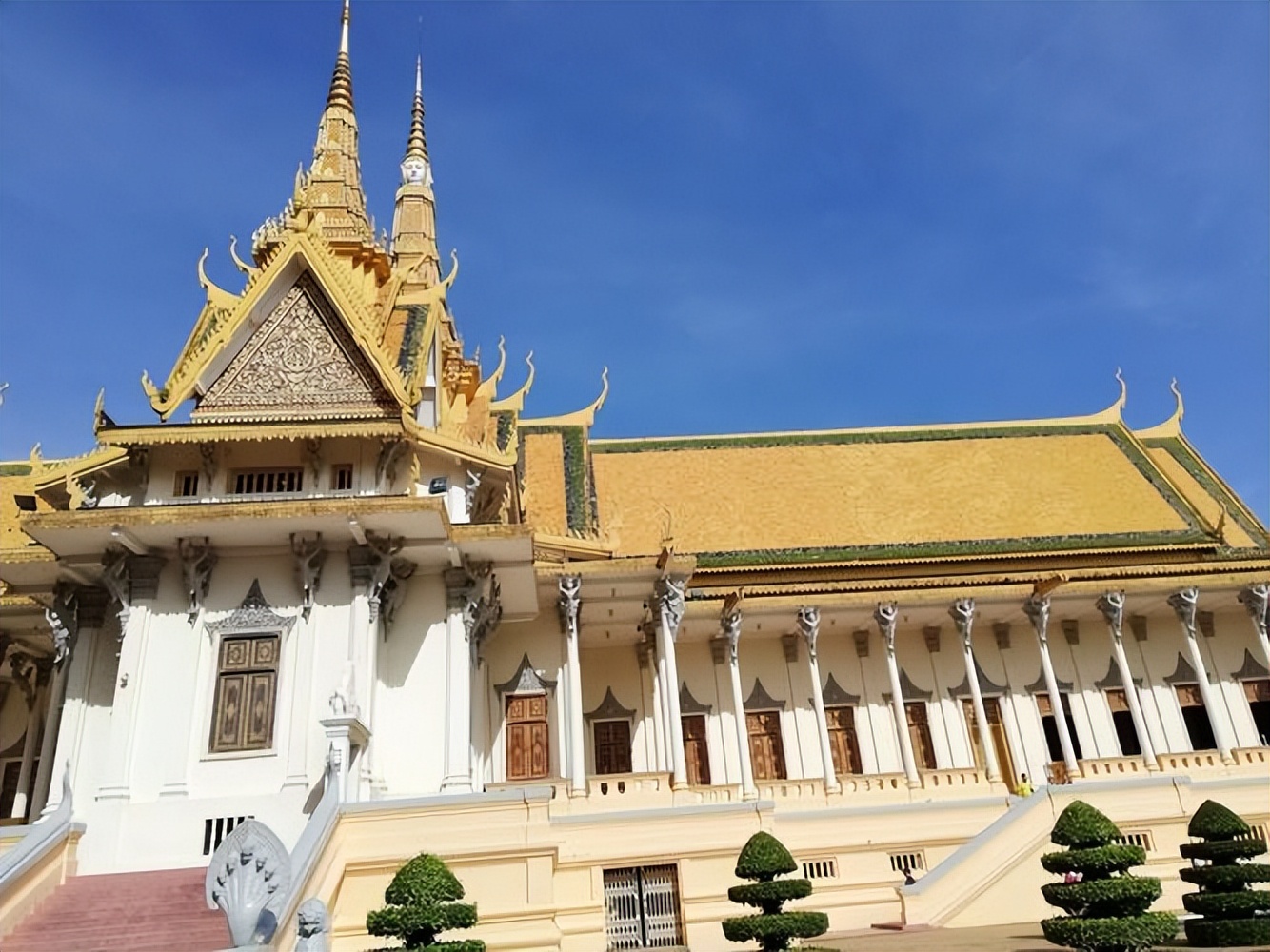 柬埔寨吴哥窟是世界七大奇迹吗,柬埔寨吴哥窟历史上被荒废的原因