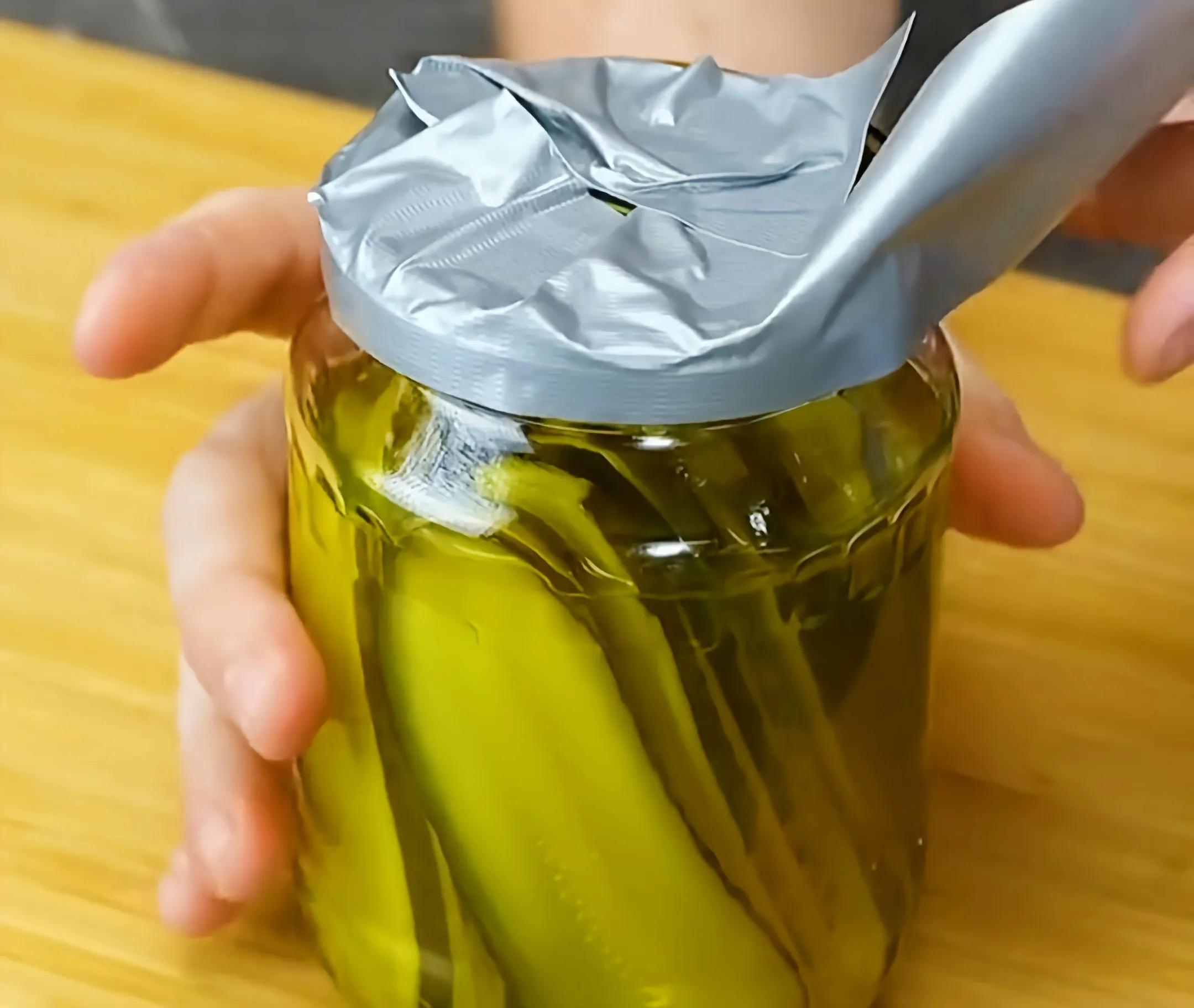 罐头打不开怎么才能轻松打开罐头,梅林罐头打不开小妙招