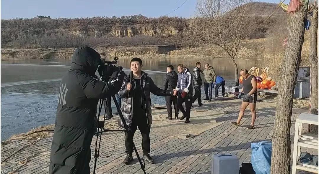 破冰冬泳，迎接冬奥～记瓦房店冬泳队“大连冬泳迎冬奥”活动