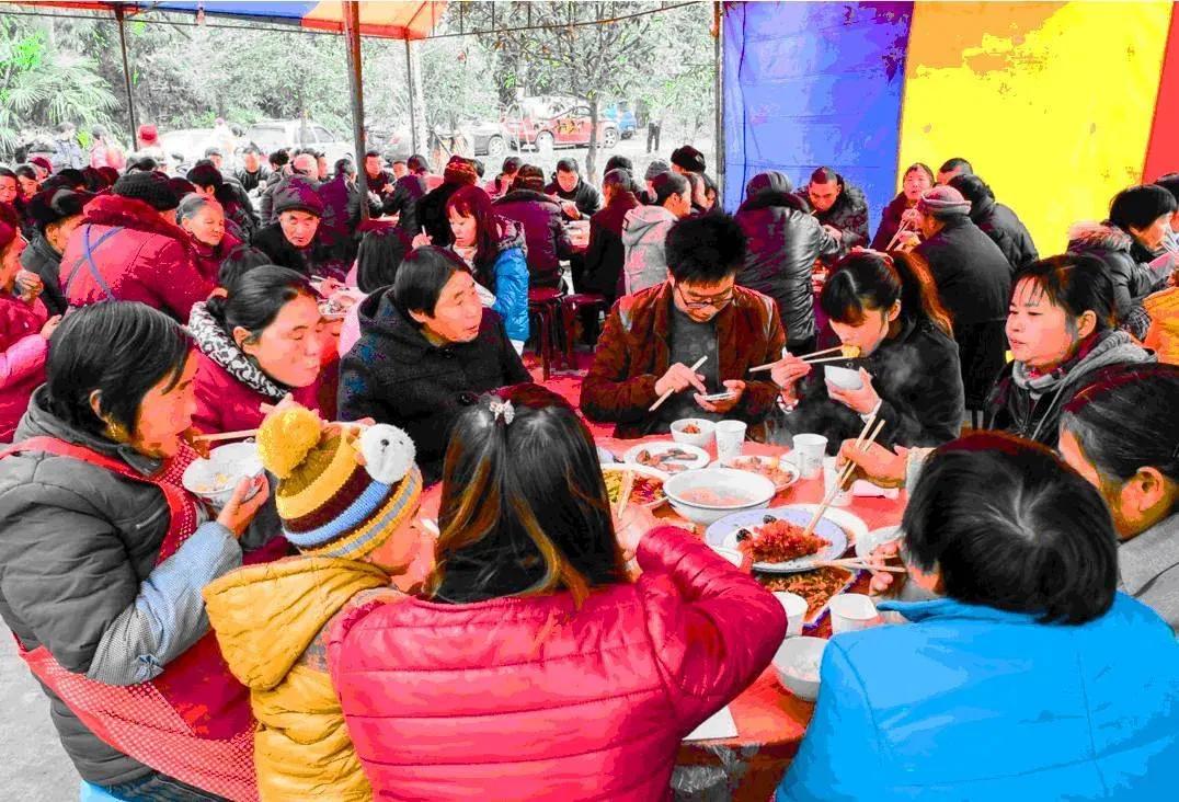 客家满月酒习俗,客家做满月粄