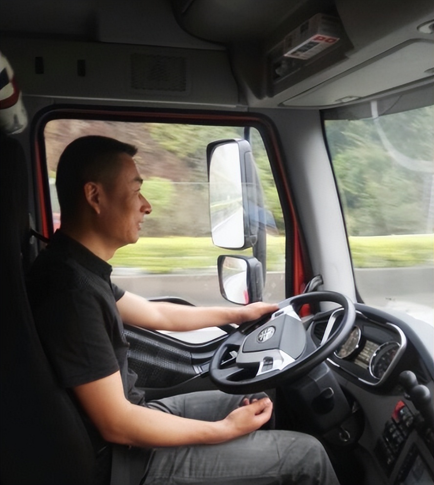 三种行业用工荒月薪过万无人问津,中国用工荒年轻人都去哪儿