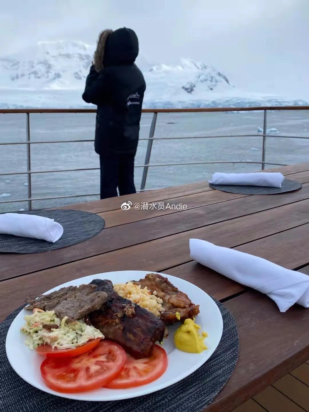 我在南极养企鹅,我在南极的日子