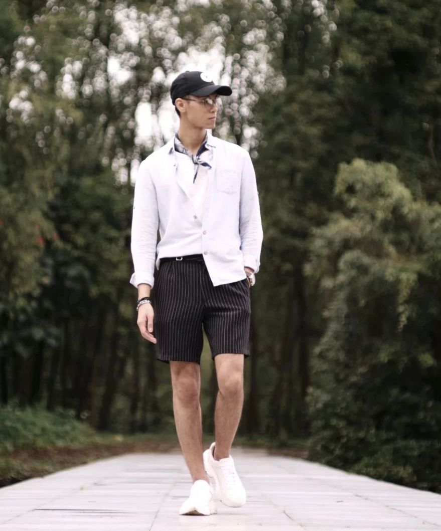 夏天男人白色短裤穿衣搭配,夏天短裤男士穿搭