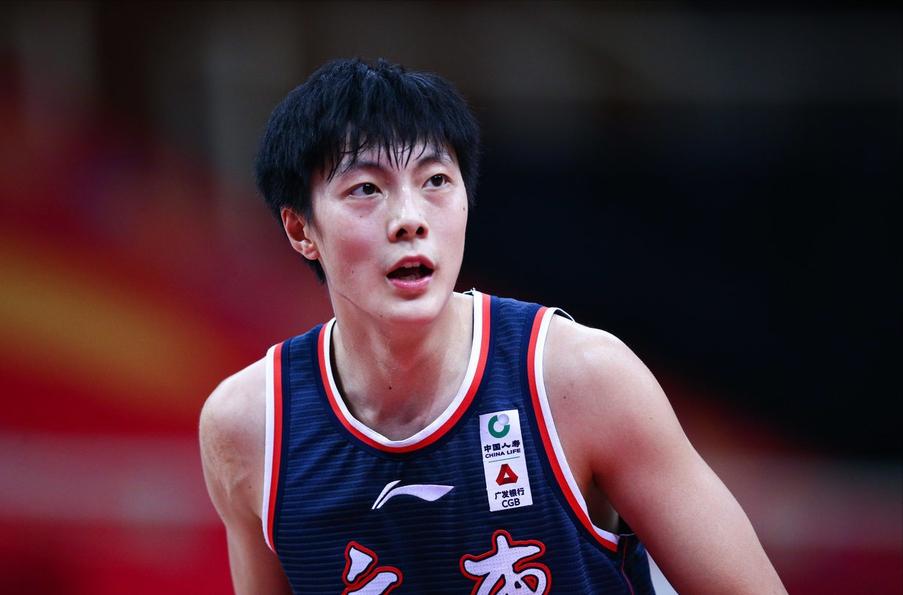 马尚胡明轩助攻徐杰,胡明轩马尚总分