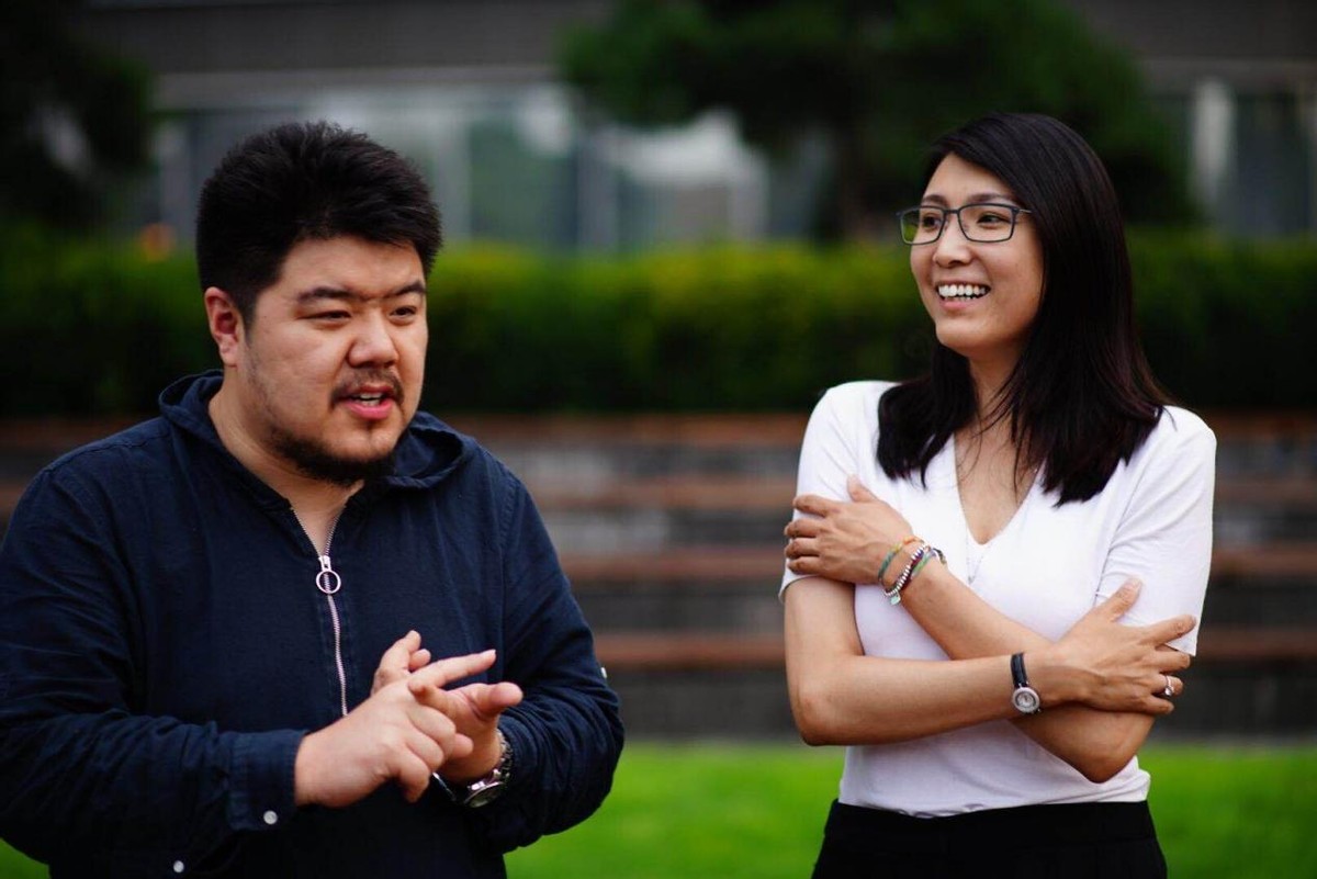 老戏骨李默然：演“邓世昌”走红，娶龙潮生3孩，和妻子恩爱60年