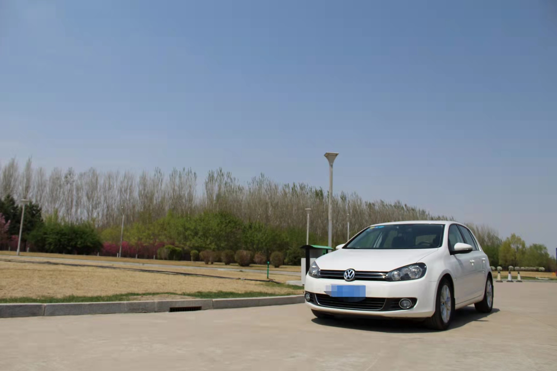 一万公里的高尔夫6,10年十万公里高尔夫6价格