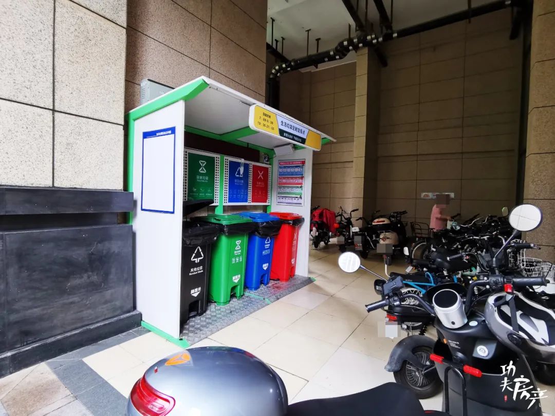 揭秘!10万+的天悦也很多*鸡电**!*鸡电**棚最豪的竟是它