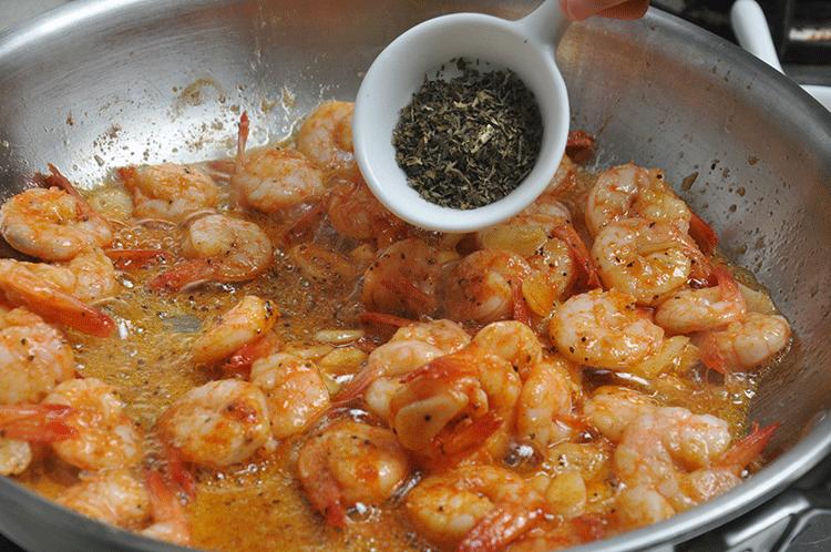 西班牙蒜香虾的做法,西班牙蒜味虾