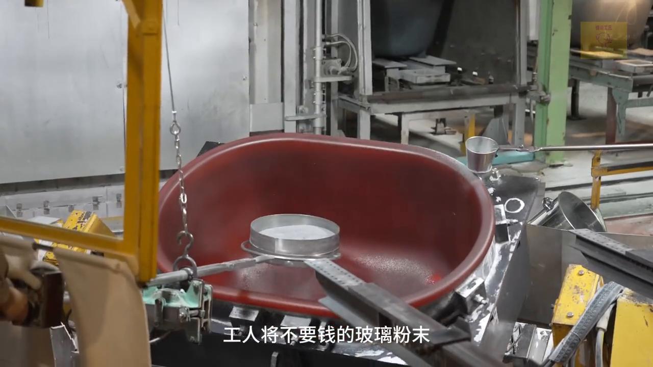 搪瓷浴缸生产过程,铸钢浴缸制作过程