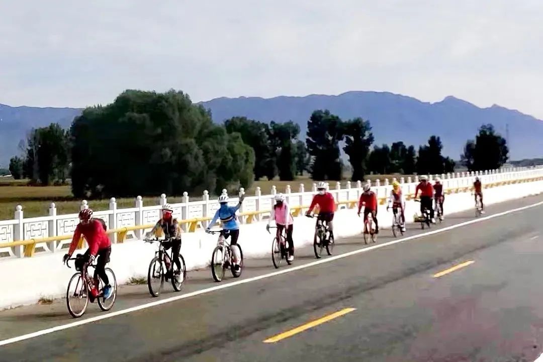 呼和浩特适合露营烧烤,星空露营烧烤呼和浩特