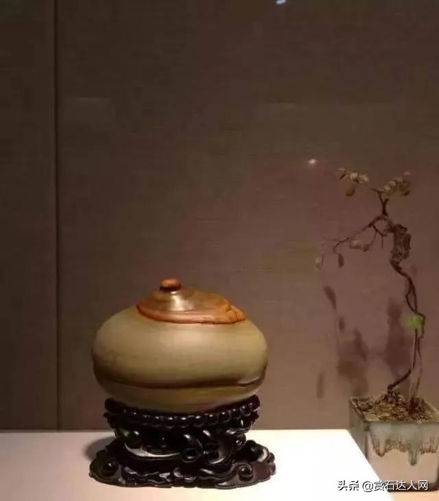 奇石投资与投机的风险及规避措施初探