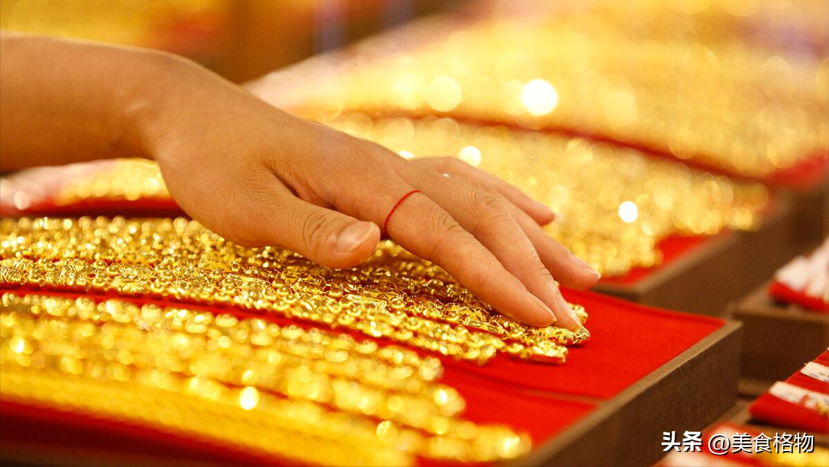 买黄金别再用牙咬了，五种方法教您如何辨别真假，再也不怕被忽悠