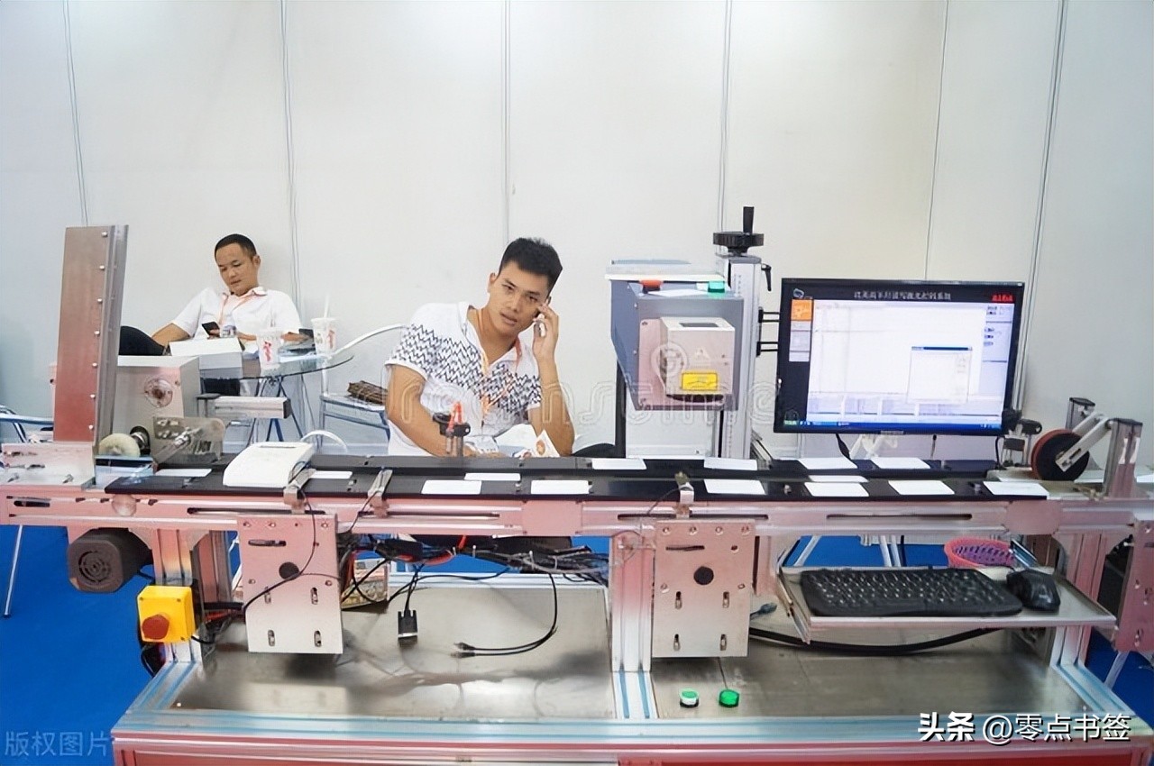 大智若愚的人看起来不太聪明,人要有大智慧而不能有小聪明