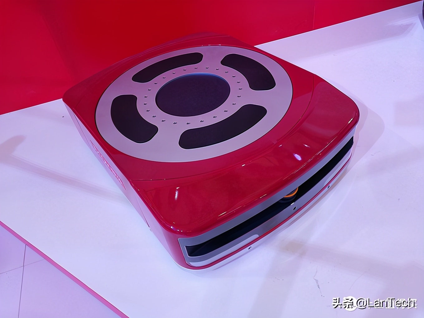 暴走两万步！海量图片带你游览2017年AWE家电展