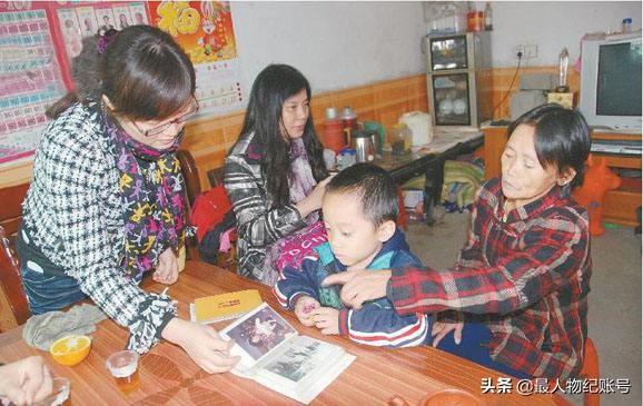 救小悦悦的拾荒阿姨如今怎么样了,陈贤妹救小悦悦