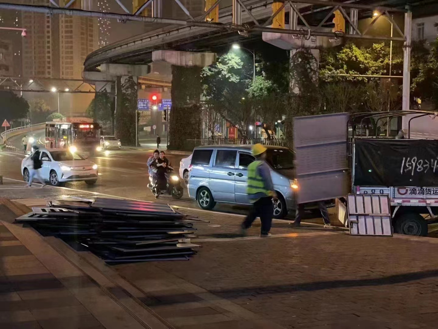 沙坪坝的沙不是砂砂舞的砂，九龙坡的九也别是999的9