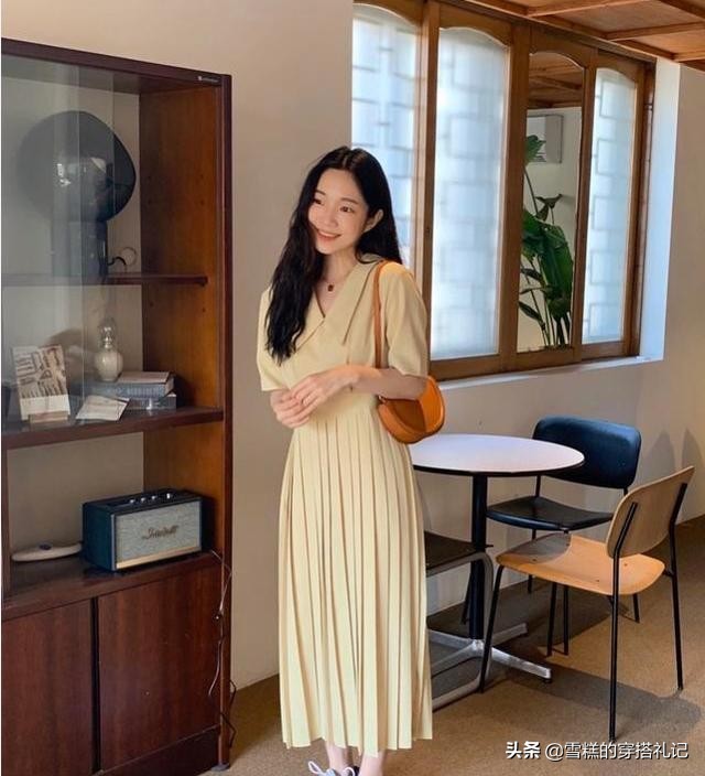 “褶皱风”是什么鬼？藏肉显瘦还时髦，怪不得明星、潮人都上头了