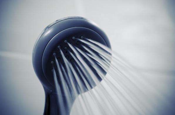 大姨妈来可以洗澡洗头吗,来大姨妈洗头洗澡