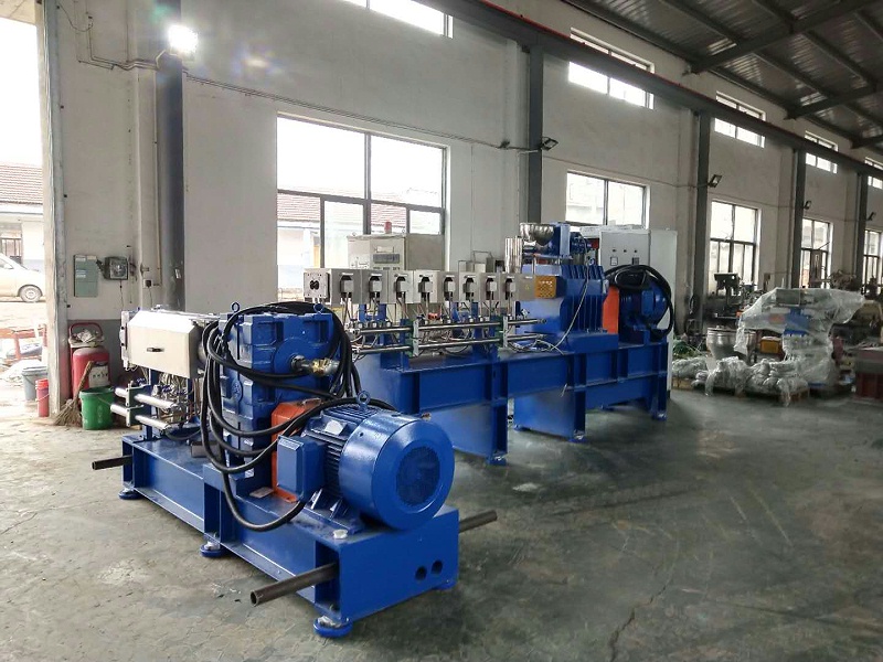 如何清洗造粒机螺杆,双螺杆挤出机螺杆清洗用什么材料