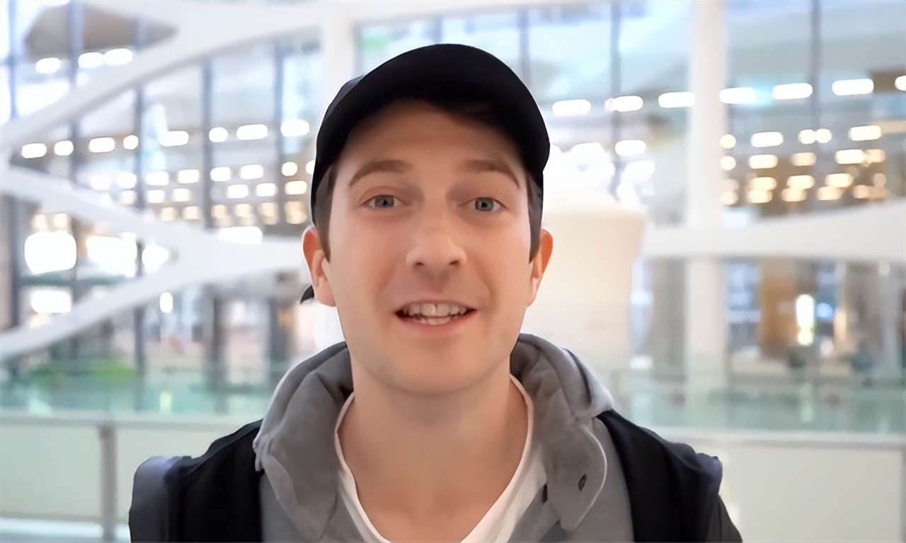 美国小伙在中国住八年,美国小伙来中国被物价惊呆