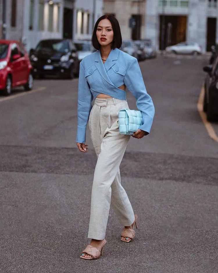 穿蓝色永不过时的高级感,意式轻奢风的高级感蓝色